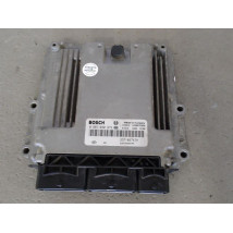 CALCULATEUR MOTEUR RENAULT CLIO