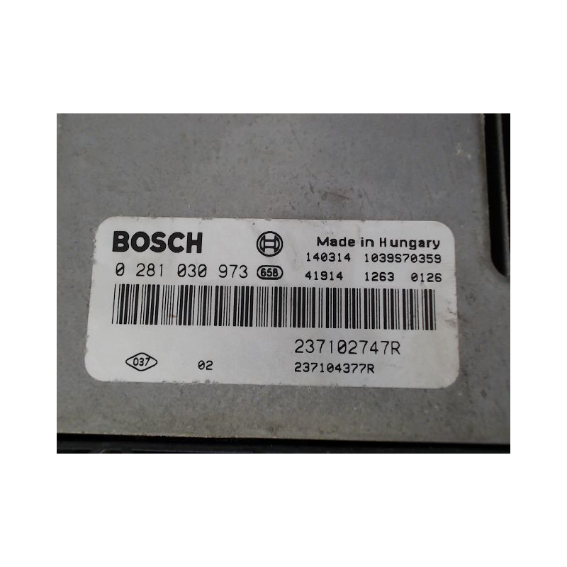 CALCULATEUR MOTEUR RENAULT CLIO