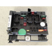 BOITE A FUSIBLES PEUGEOT 206