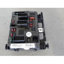 BOITE A FUSIBLES PEUGEOT 206