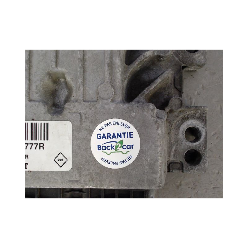 CALCULATEUR MOTEUR RENAULT MEGANE