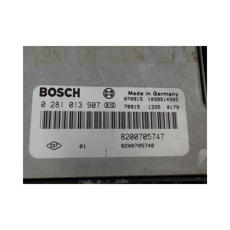 CALCULATEUR MOTEUR RENAULT MEGANE
