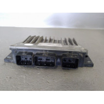 CALCULATEUR MOTEUR RENAULT MEGANE