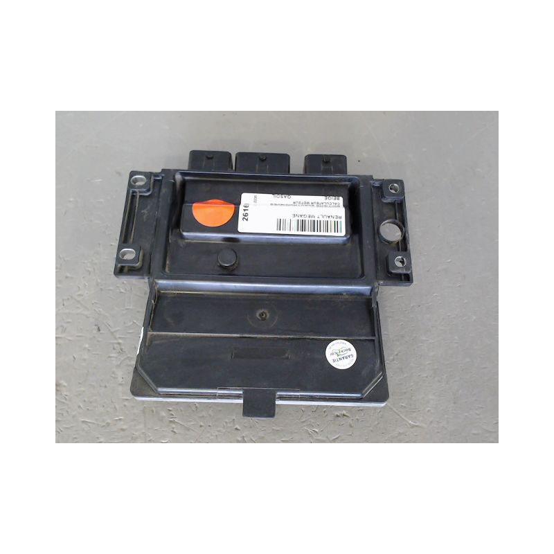 CALCULATEUR MOTEUR RENAULT MEGANE