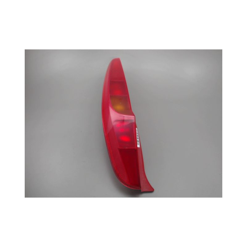 FEU ARRIERE GAUCHE  FIAT PUNTO