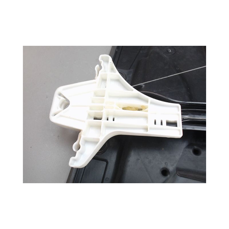 MECANISME LEVE-GLACE ARRIERE DROIT VOLKSWAGEN GOLF