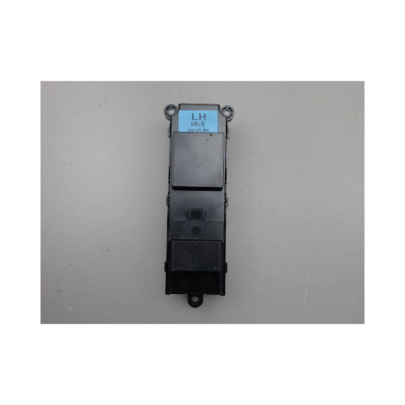 COMMANDE LEVE-GLACE PORTE AVG SUZUKI SWIFT