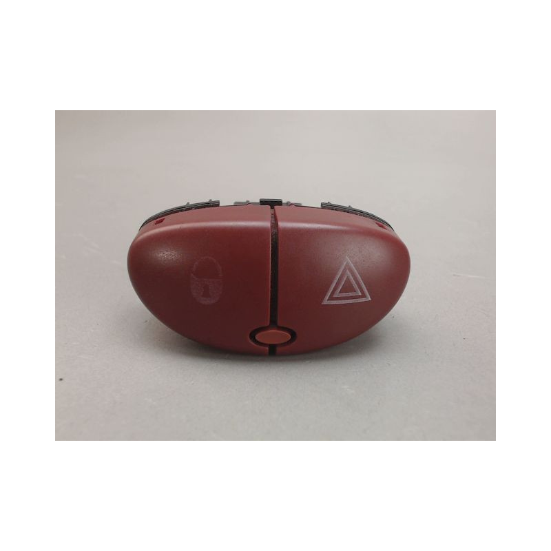 BOUTON DE WARNING PEUGEOT 206
