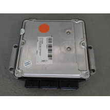 CALCULATEUR MOTEUR RENAULT TRAFIC
