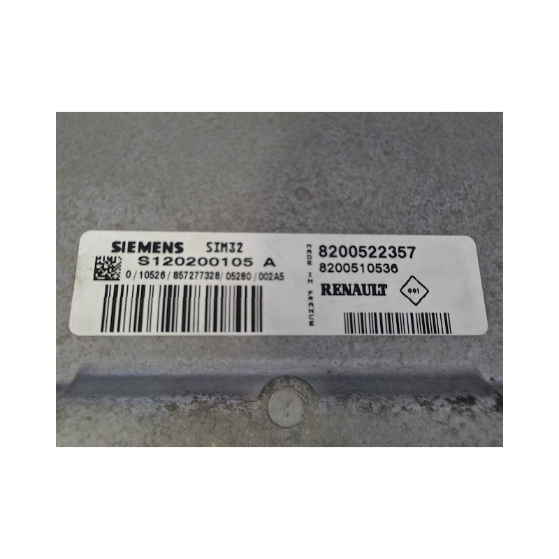 CALCULATEUR MOTEUR RENAULT CLIO