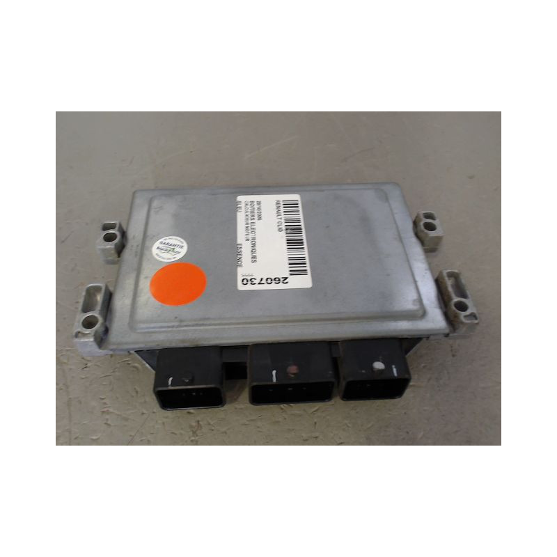 CALCULATEUR MOTEUR RENAULT CLIO