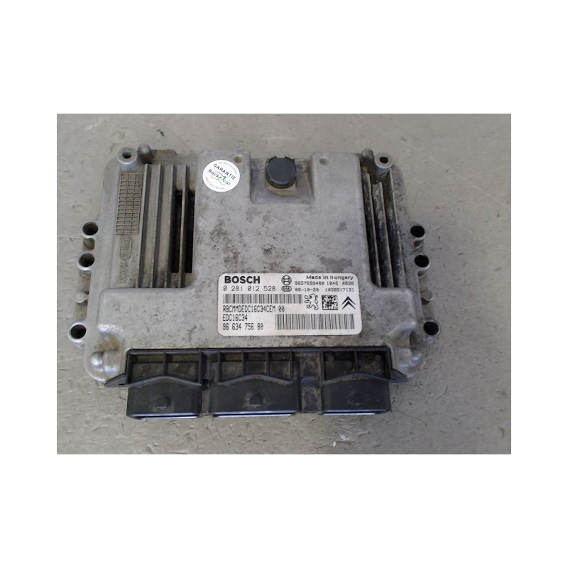 CALCULATEUR MOTEUR PEUGEOT 206