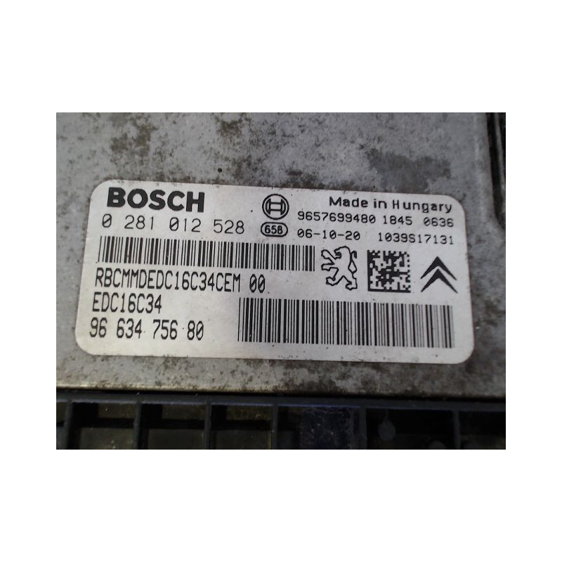 CALCULATEUR MOTEUR PEUGEOT 206