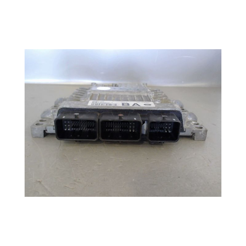 CALCULATEUR MOTEUR NISSAN QASHQAI