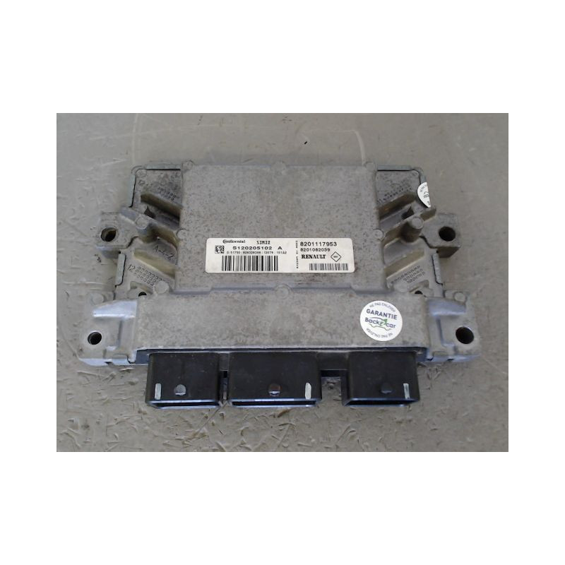 CALCULATEUR MOTEUR RENAULT CLIO
