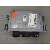 CALCULATEUR MOTEUR RENAULT CLIO