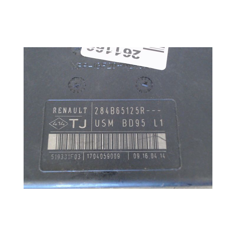 BOITE A FUSIBLES RENAULT MEGANE