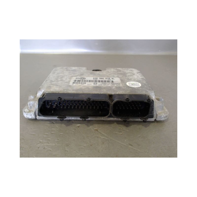 CALCULATEUR MOTEUR VOLKSWAGEN GOLF