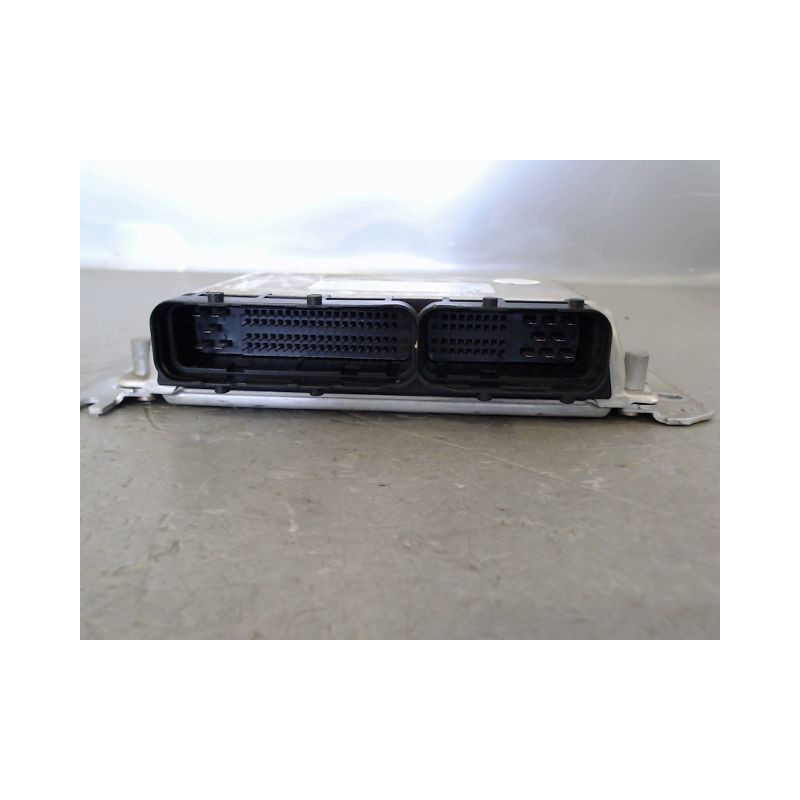 CALCULATEUR MOTEUR HYUNDAI ACCENT