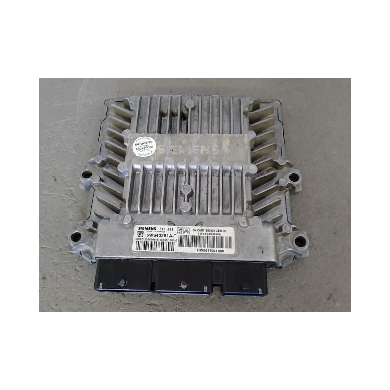 CALCULATEUR MOTEUR PEUGEOT 307