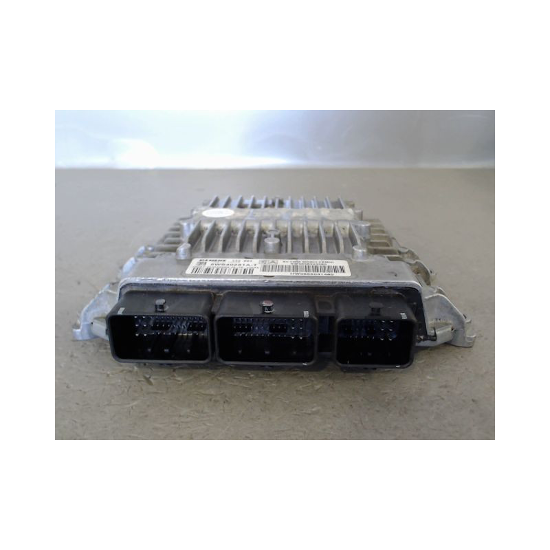 CALCULATEUR MOTEUR PEUGEOT 307