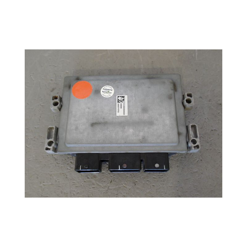 CALCULATEUR MOTEUR RENAULT CLIO