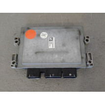CALCULATEUR MOTEUR RENAULT CLIO