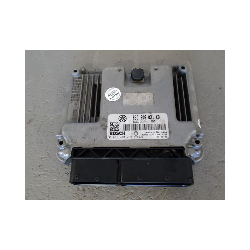 CALCULATEUR MOTEUR VOLKSWAGEN GOLF