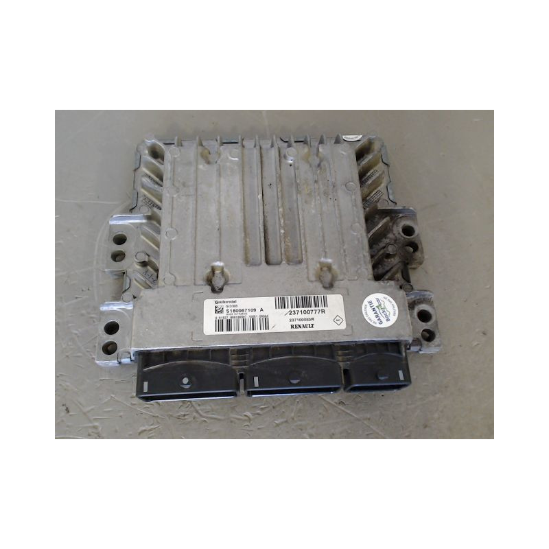 CALCULATEUR MOTEUR RENAULT MEGANE