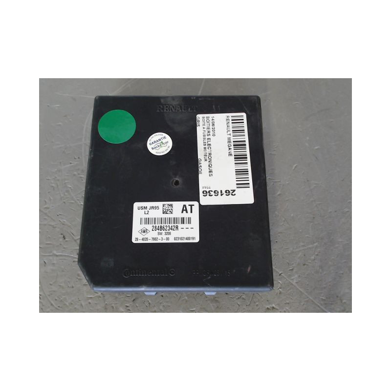 BOITE A FUSIBLES RENAULT MEGANE