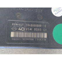 BOITE A FUSIBLES RENAULT MEGANE