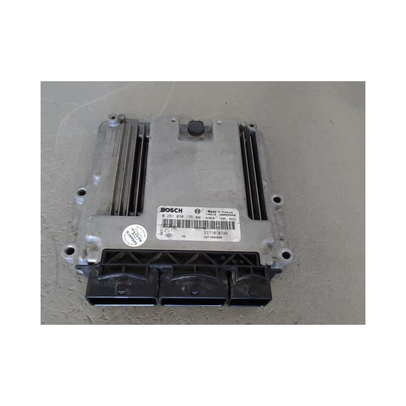 CALCULATEUR MOTEUR RENAULT MEGANE