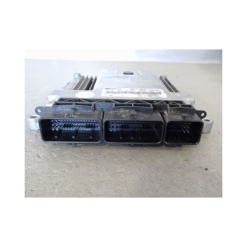CALCULATEUR MOTEUR RENAULT MEGANE