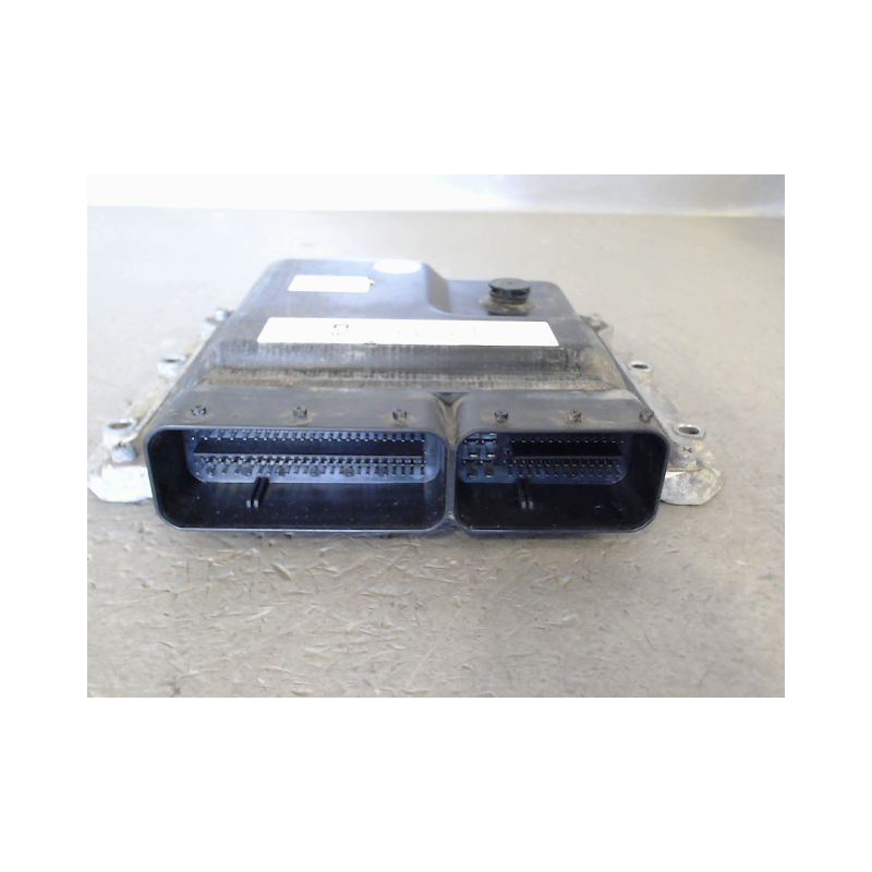 CALCULATEUR MOTEUR OPEL ZAFIRA