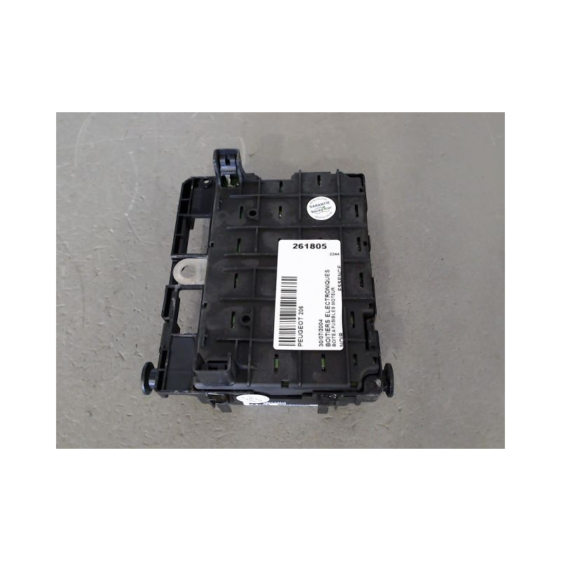 BOITE A FUSIBLES PEUGEOT 206