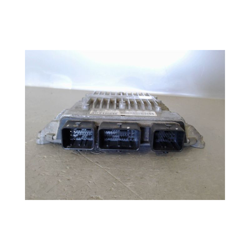 CALCULATEUR MOTEUR CITROEN C2