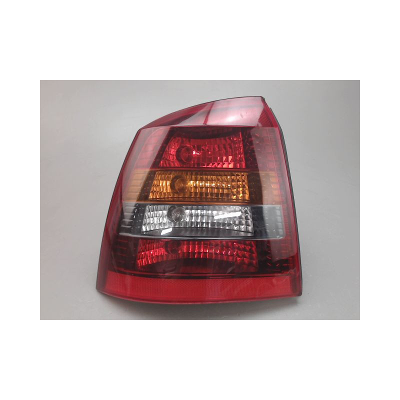 FEU ARRIERE GAUCHE  OPEL ASTRA