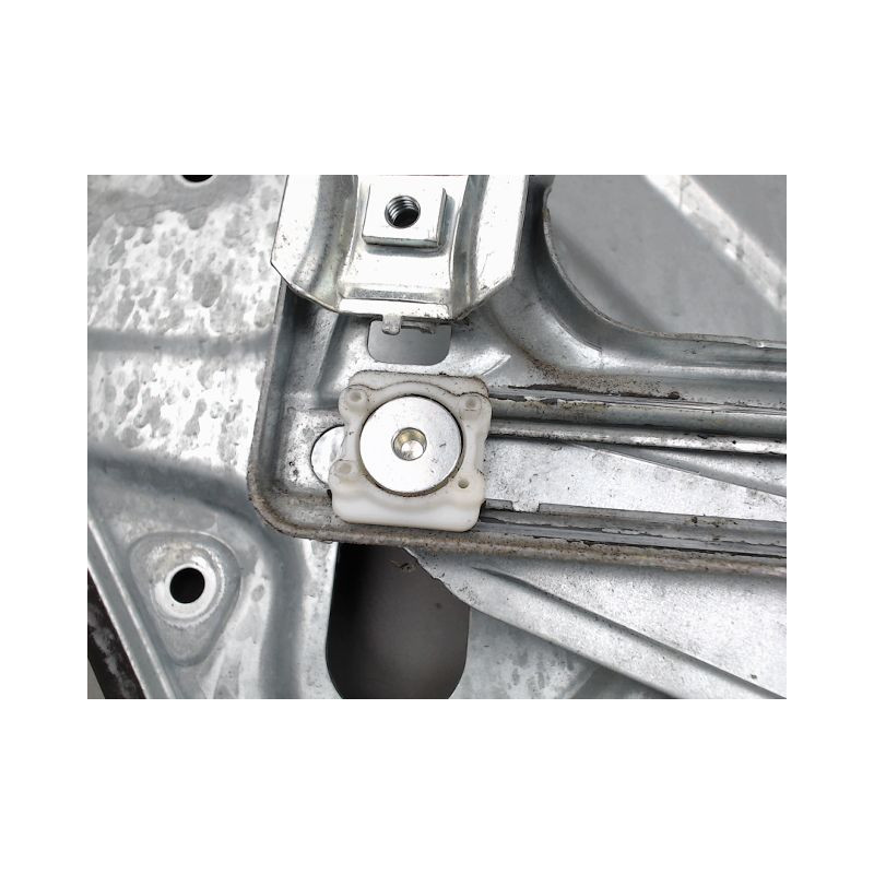 MECANISME LEVE-GLACE ARRIERE DROIT FORD FOCUS