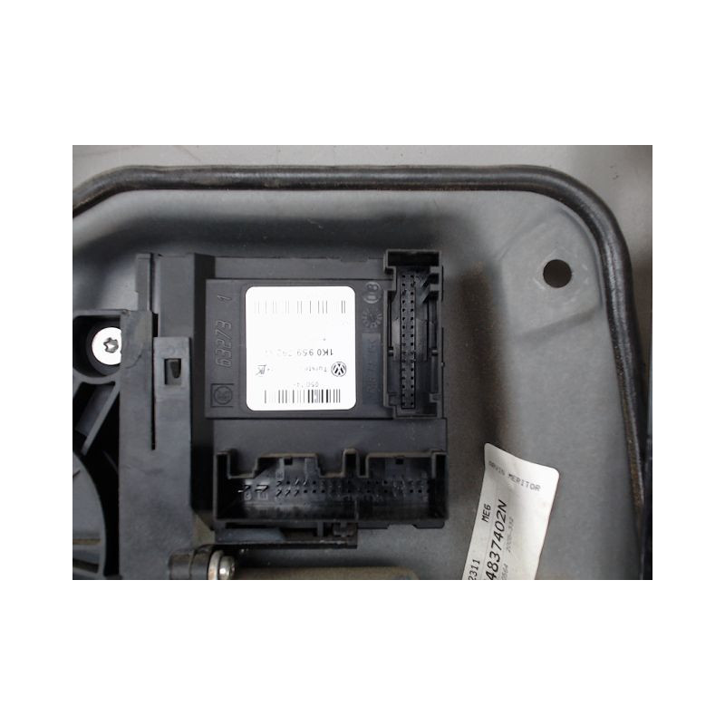MECANISME LEVE-GLACE AVANT DROIT VOLKSWAGEN GOLF