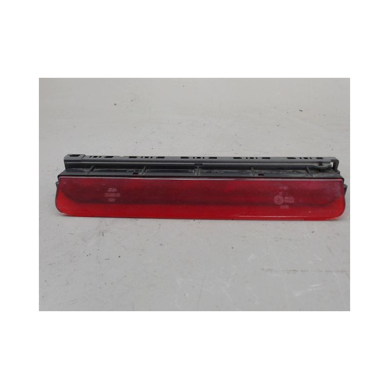FEUX STOP SUPPLEMENTAIRE FIAT PUNTO
