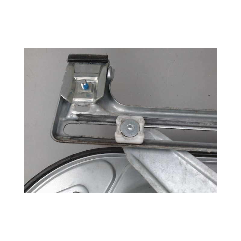 MECANISME LEVE-GLACE AVANT GAUCHE FORD KUGA
