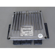 CALCULATEUR MOTEUR RENAULT CLIO