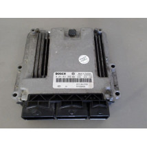 CALCULATEUR MOTEUR RENAULT MEGANE