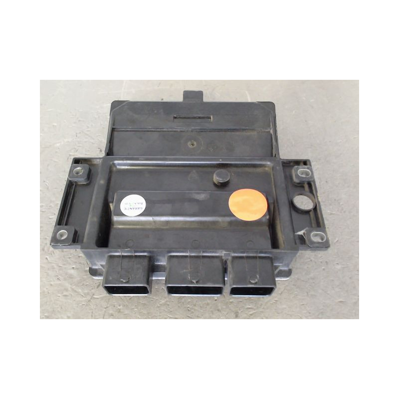 CALCULATEUR MOTEUR RENAULT MEGANE