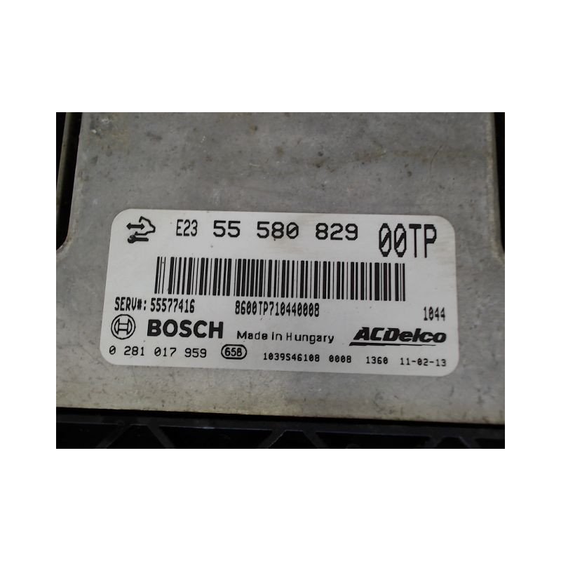 CALCULATEUR MOTEUR OPEL CORSA