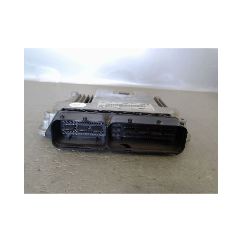 CALCULATEUR MOTEUR OPEL CORSA