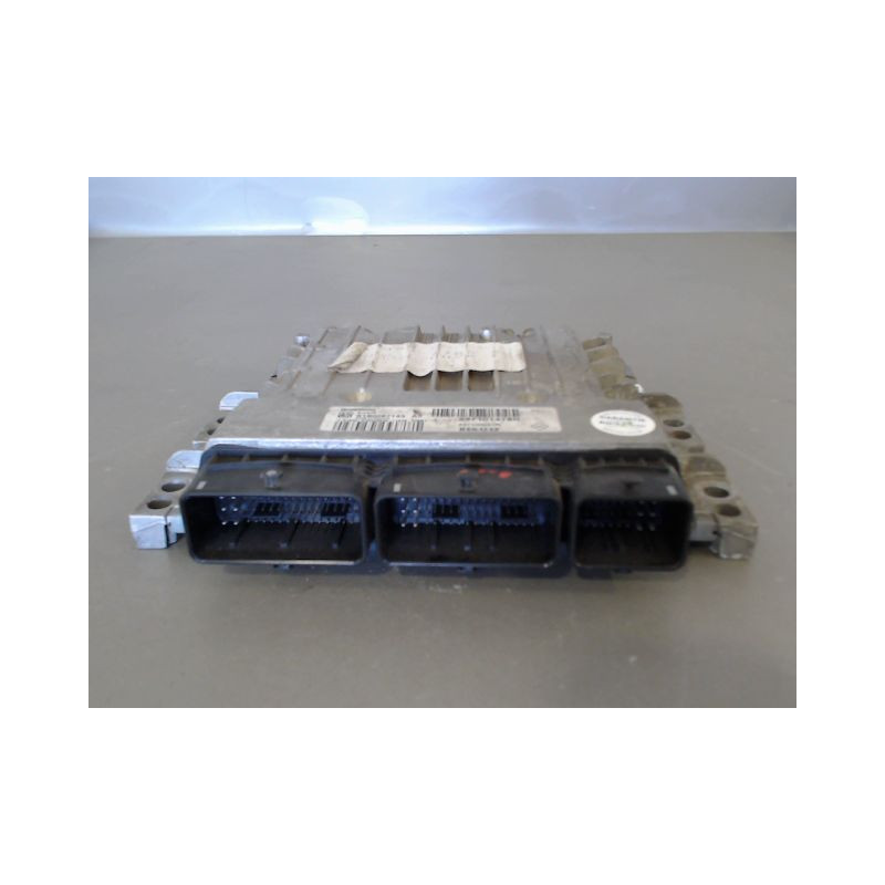 CALCULATEUR MOTEUR RENAULT MEGANE