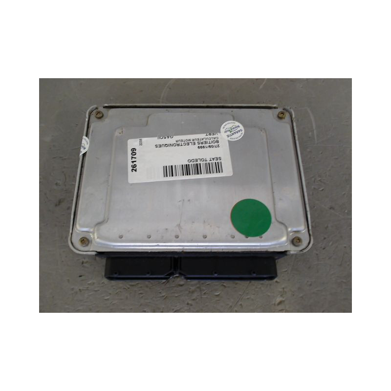 CALCULATEUR MOTEUR SEAT TOLEDO