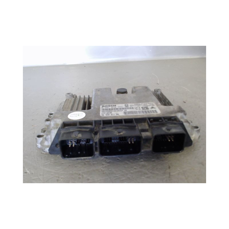 CALCULATEUR MOTEUR PEUGEOT EXPERT