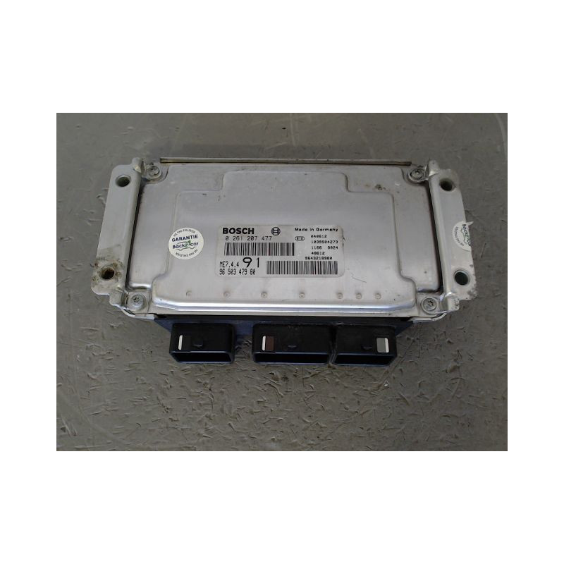 CALCULATEUR MOTEUR PEUGEOT 206